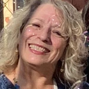 Meet your Posher, Renee